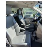 2010 VOLKSWAGEN ROUTAN SE *No Accidents | Certified Pre-Owned* (NO RESERVE)
