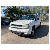 2004 CHEVROLET TRAILBLAZER LS *4x4* (NO RESERVE)