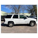 2004 CHEVROLET TRAILBLAZER LS *4x4* (NO RESERVE)