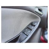 2014 FORD FOCUS SE *No Accidents*