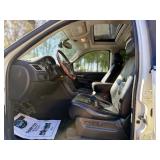 2010 CADILLAC ESCALADE LUXURY *All Wheel Drive | 3rd Row Seating*