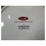 Lakeside Plate Cart with Plates