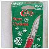 CASE "Merry Christmas" Knives in Red and Green(2)
