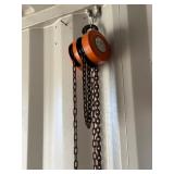 Ironton Manual Chain 1100lb Hoist