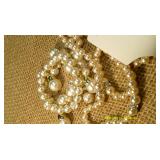 Pearl Bead Necklace & Bracelets