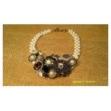 Pendant Necklace & Grey Elaborate Necklace
