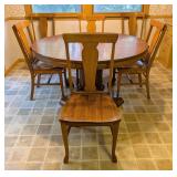 K - Vintage Oak Dining Table with 6 Matching Chairs