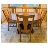 K - Vintage Oak Dining Table with 6 Matching Chairs