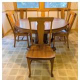 K - Vintage Oak Dining Table with 6 Matching Chairs