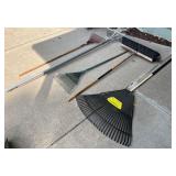 Lot of 5 Lawn and Garden Tools