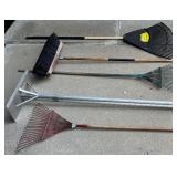 Lot of 5 Lawn and Garden Tools