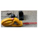 Craftsman 6V NiMH Combo Clipper Hedge Trimmer with Charger and Dock