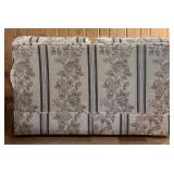 LL - Vintage Marshfield Floral Striped Loveseat, 58 Inch