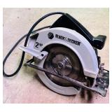 S - Black & Decker 2 HP Portable Electric Circular Saw with Metal Case
