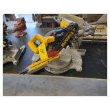Dewalt 12" Sliding Miter Saw...