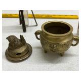 Mixed Lot of Vintage Metalware and Glassware Including Silver and Brass Pieces