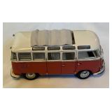 1962 Volkswagon Mini Bus Die-Cast Model Car Franklin Mint In Box