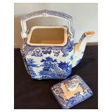 P - Vintage Masons Ironstone China Blue and White Teapot