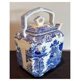 P - Vintage Masons Ironstone China Blue and White Teapot