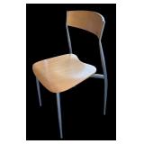 K - Gorgeous Glass Top Table with 4 Chairs by Design Within Reach