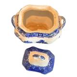 P - Vintage Blue and White Porcelain Collection by Wedgwood, Meito, Buffalo Pottery and More