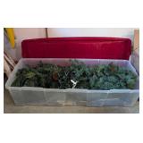 G - 15ft Holiday Garland with Pinecones, Lights and Storage Tote