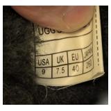 LL - UGG Black Leather and Suede Boots Size 9