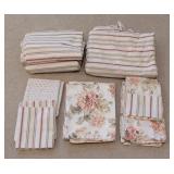 UL - Eddie Bauer Queen Duvet and Matching Linens Set