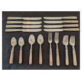 UL - Reed & Barton Flatware Set with 6 Knives, 4 Forks, 4 Spoons