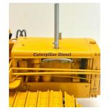 1:16 Scale Caterpillar D2 No.2 Tool Bar Diecast Model Tractor with Box
