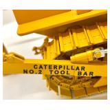1:16 Scale Caterpillar D2 No.2 Tool Bar Diecast Model Tractor with Box