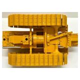 Caterpillar D2 1:16 Scale Diecast Model Tractor by ACMOC 2004
