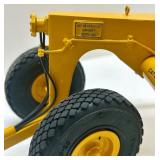 CAT No. 40 Scraper Limited Edition Scale Model with Moving Parts