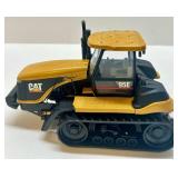 1:32 Scale CAT Challenger 95E Die-Cast Agricultural Tractor Model by Norscot