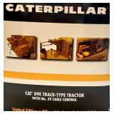 1:25 Scale Die-Cast Caterpillar D9 Series E Tractor Model by ACMOC