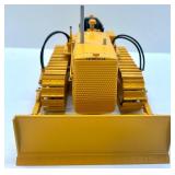 1:16 Scale Caterpillar D2 No.2 Tool Bar Diecast Model by ACMOC 2004