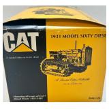 Die-cast 1:25 Caterpillar 1931 Model Sixty Diesel Tractor with Box