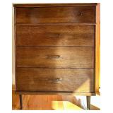 Harmony House Mid-Century Modern 4-Drawer Dresser