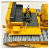 NZG 1:25 Scale Model Caterpillar Diesel Bulldozer No. 399 Made in Germany 1994