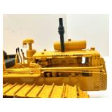 CAT Model D4 Limited Edition Scale Model Tractor with Moving Parts