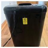 AmazonBasics Cross-Cut Paper and Credit Card Shredder