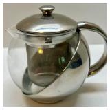 Set of 2 Purple Glass Mixing Bowls and Stainless Steel Glass Teapot with Infuser
