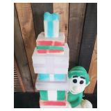 Christimas Elf Blowmold in great Vintage Condition