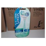 *12* Gillette Venus Extra Smooth Razors