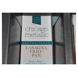 *2* Chicago Metallic Lasagna Trio Pans
