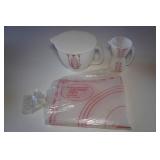 Tupperware Measuring Cups