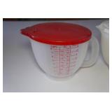 Tupperware Measuring Cups