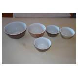 Vintage Pyrex Bowls