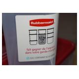 *3* Rubbermaid Food Storage Containers