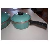 Vintage Club Pots and Pans Set
